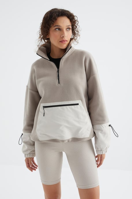 Oversized Plüsch-Half-Zip Sweatshirt - Image 2
