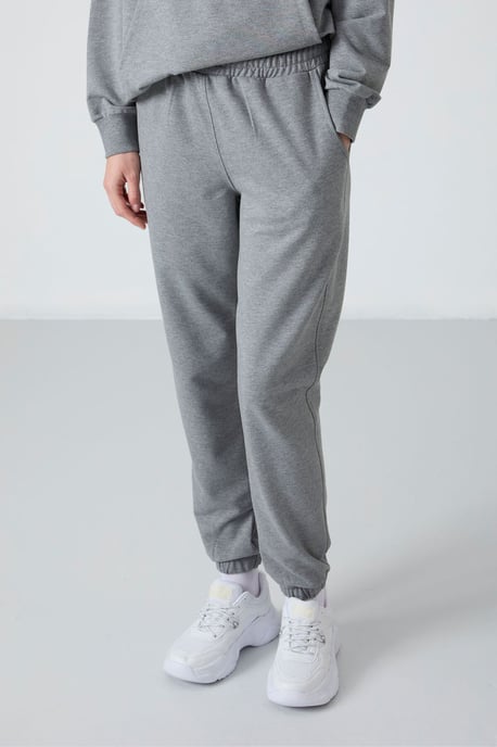 Übergroßer Kapuzenpullover- und Hosenanzug - Image 3