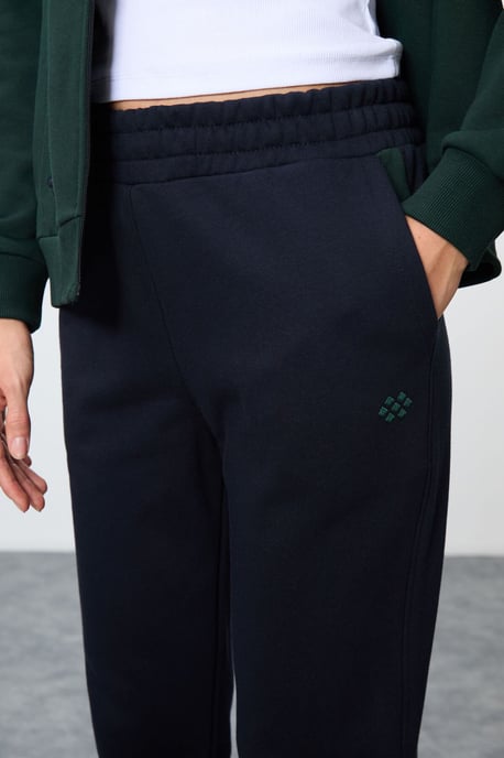 Oversized Kapuzenzip Sweatshirt und Hose Set - Image 5