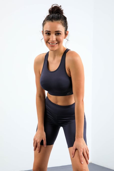 Ärmelloses Slim-Fit Aktiveset mit Shorts - Image 4