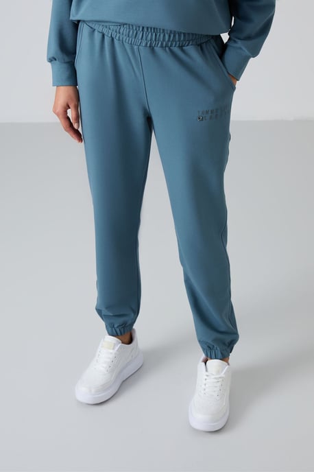 Übergroßes Sweatshirt- und elastisches Bund-Hosen-Set - Image 6