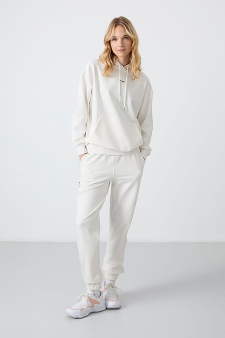 Übergroßes Kapuzen-Sweatshirt- und Hosen-Set - Image 1