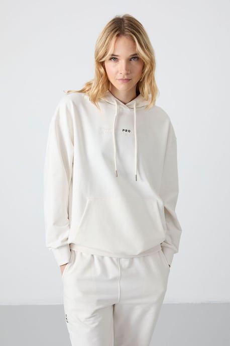 Übergroßes Kapuzen-Sweatshirt- und Hosen-Set - Image 5