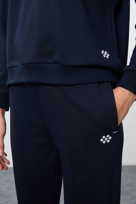 Übergroßes Baumwolle-Polyester Sweatshirt- und Hosen-Set - Image 5