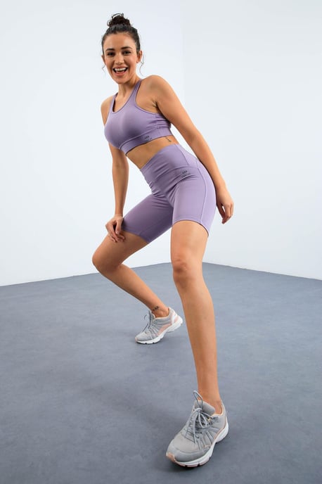 Ärmelloses Slim-Fit Aktivset mit Shorts - Image 2