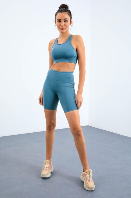 Ärmelloses Slim-Fit Aktives Set mit Shorts - Image 5