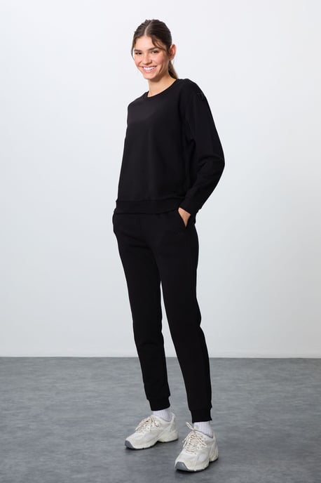 Oversized Sweatshirt- und Hose-Set aus Baumwolle-Polyester - Image 4