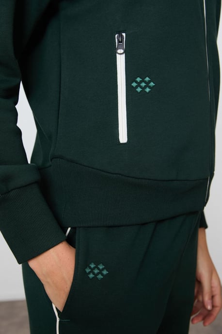 Oversized Sweatshirt und Hose mit Reißverschlusskragen Set - Image 6