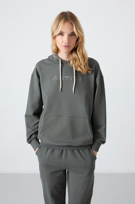 Übergrößen Kapuzenpullover und Hosen Set - Image 3