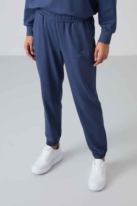 Übergroßes Sweatshirt und Set mit elastischen Hosen - Image 3
