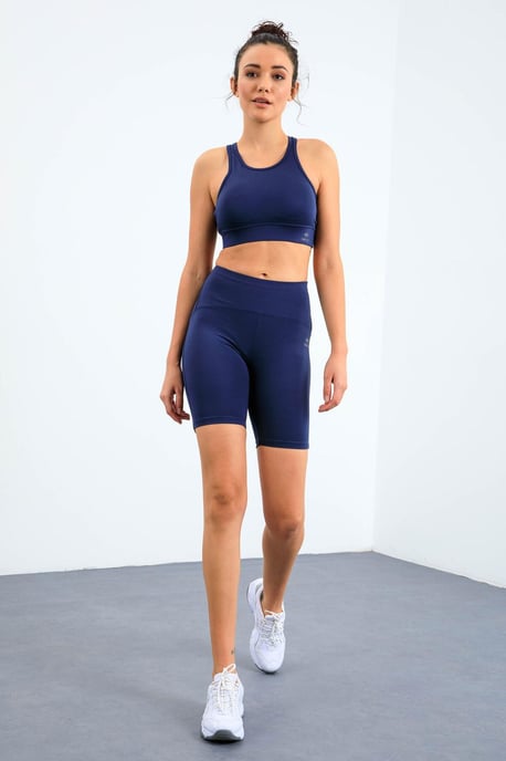 Ärmelloses Slim-Fit Aktives Set mit Shorts - Image 2