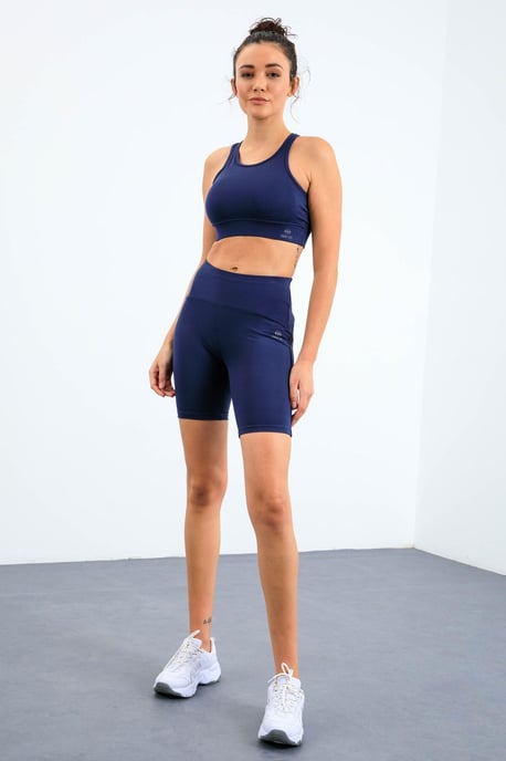 Ärmelloses Slim-Fit Aktives Set mit Shorts - Image 5