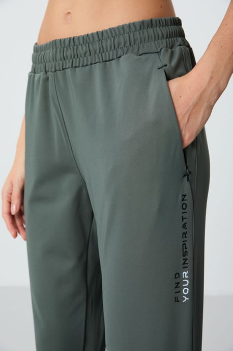 Damen Kapuzen-Zip-Pullover- und Hosen-Set - Image 6