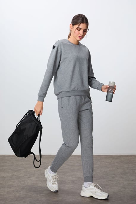 Übergroßes Sweatshirt- und Hosen-Set aus Baumwolle-Polyester-Mischung - Image 1