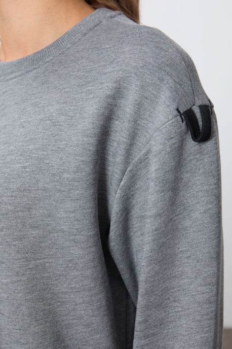 Übergroßes Sweatshirt- und Hosen-Set aus Baumwolle-Polyester-Mischung - Image 6