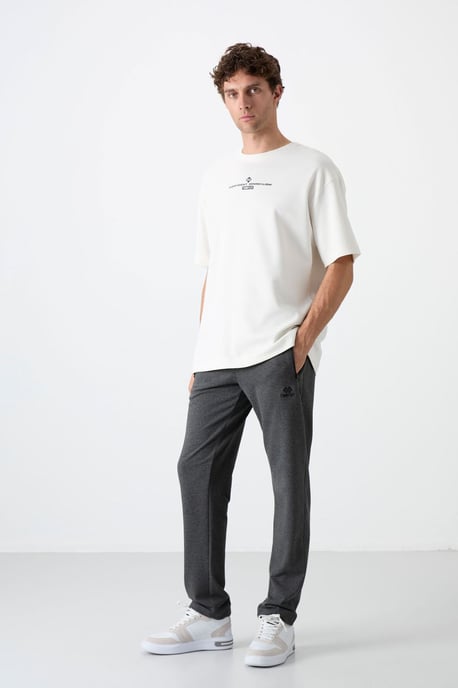 Herren Regular Fit gerade geschnittene Sweatpants - Image 2