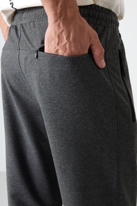 Herren Regular Fit gerade geschnittene Sweatpants - Image 5