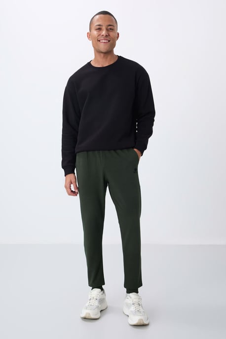 Herren Sweatpants aus Fleece in Solid-Optik - Image 2