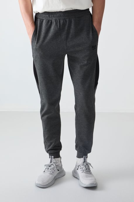 Herren Fleece-Sweatpants in normaler Passform - Image 2