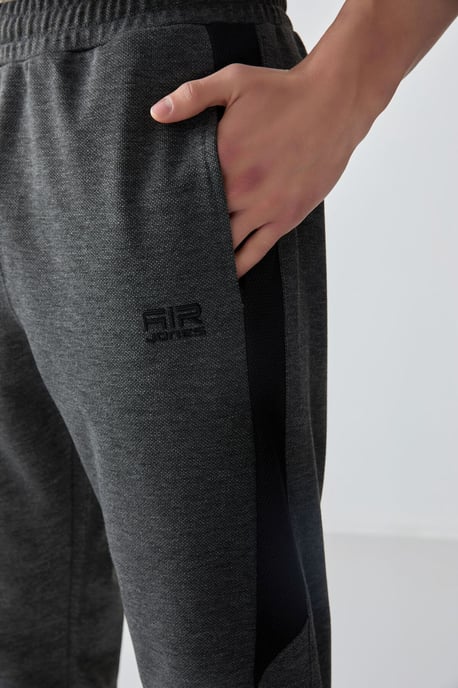 Herren Fleece-Sweatpants in normaler Passform - Image 3