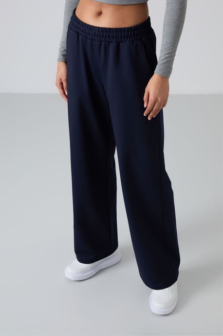 Weite Sweatpants mit Gummizug - Image 2