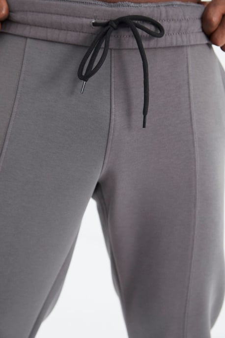 Herren Regular-Fit 3-Thread Fleece-Sweatpants - Image 4