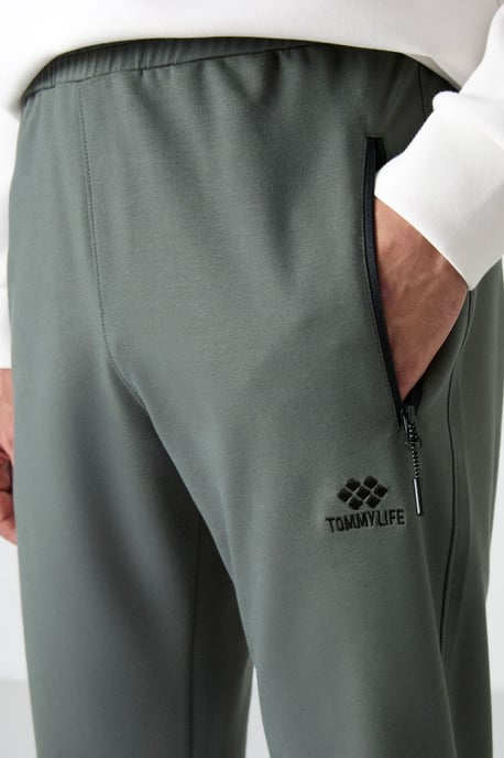 Herren Sweatpants in regulärer Passform mit geradem Bein - Image 3