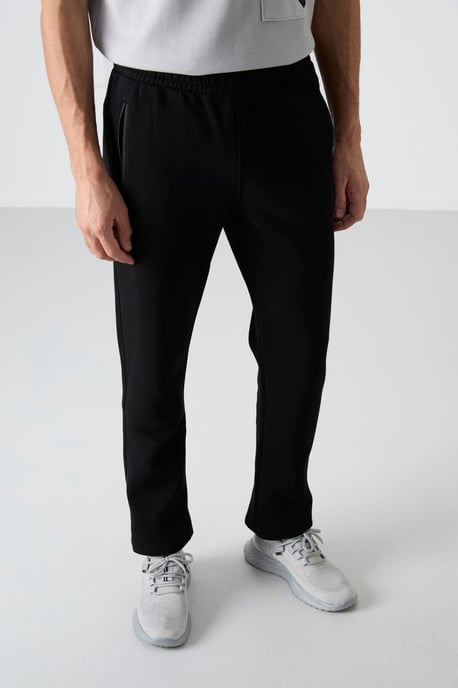 Herren Fleece Jogginghose mit regulärer Passform - Image 4
