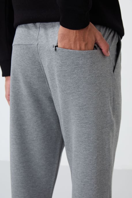 Herren Sweatpants aus Baumwollmischung im Regular Fit - Image 5