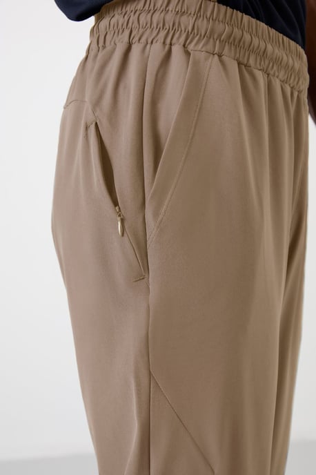Herren Gerade geschnittene Nahtlose Jogginghose - Image 3