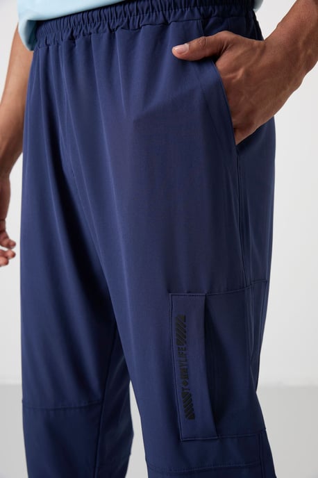 Herren Unifarbene Sweatpants zum Hineinschlüpfen - Image 2