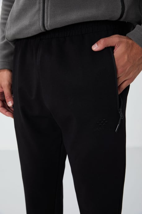 Herren Jogginghose mit Reißverschlusstasche - Image 4
