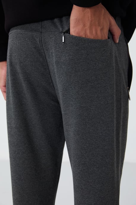 Herren Slim-Fit Geradebeinte Sweatpants - Image 5