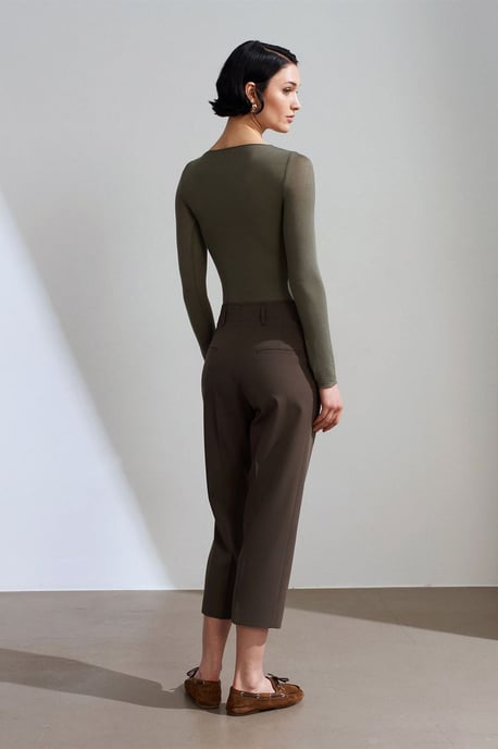Hochtaillierte, Gürtelgürtel Capris für Damen - Image 2