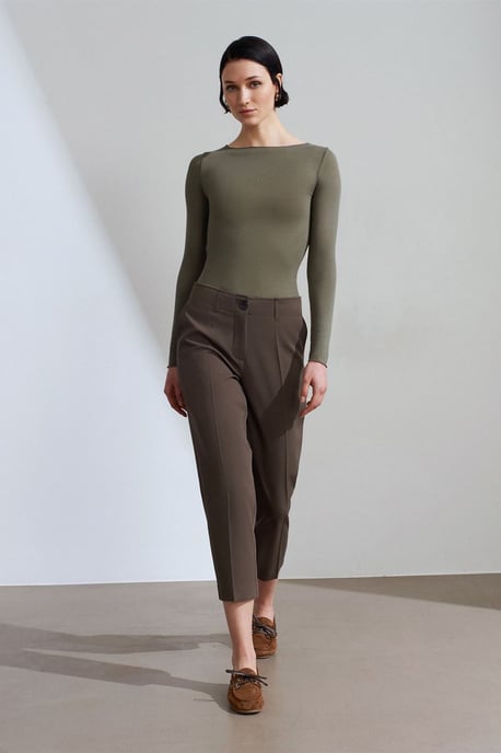 Hochtaillierte, Gürtelgürtel Capris für Damen - Image 4