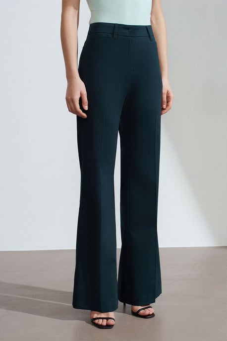 Damen High-Waist Flare Gabardine Hose - Image 3