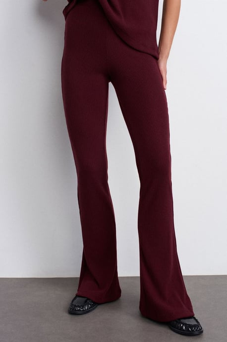 Hochtaillierte Schlagstrickhose - Image 5