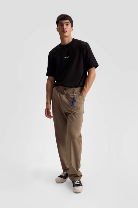 Herren Relaxed Fit Faltenhose mit geradem Bein - Image 2