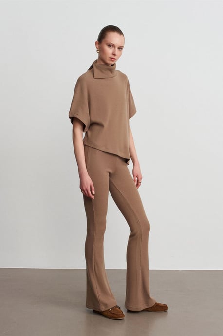 Hochtaillierte Schlagstrickhose - Image 3