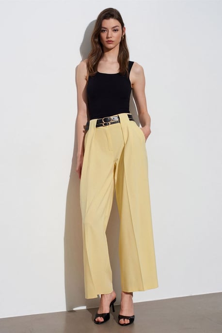 Hoch taillierte, weite, gefaltete Hose - Image 1