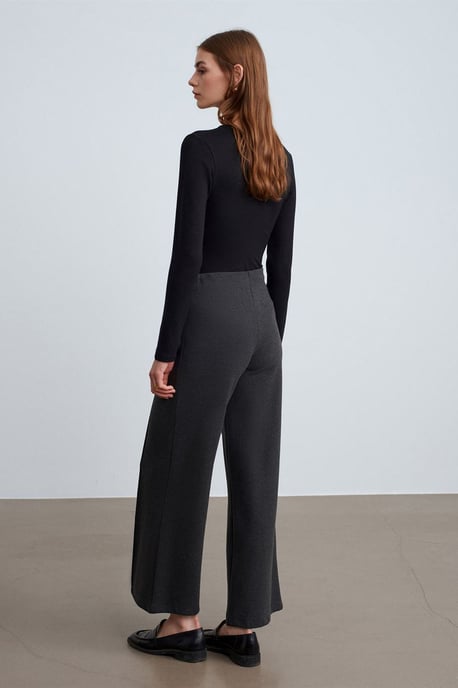 Damenweite Strickhose - Image 3