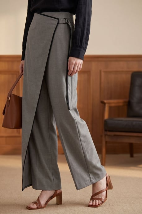 Hoch taillierte weite Crepe-Hosen - Image 3