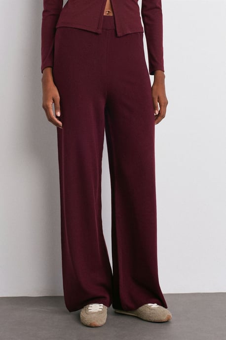 Damenweite Lurex-Strickhose - Image 5