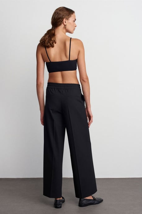 Weite Crepe-Hosen mit Kordelzugbund - Image 2