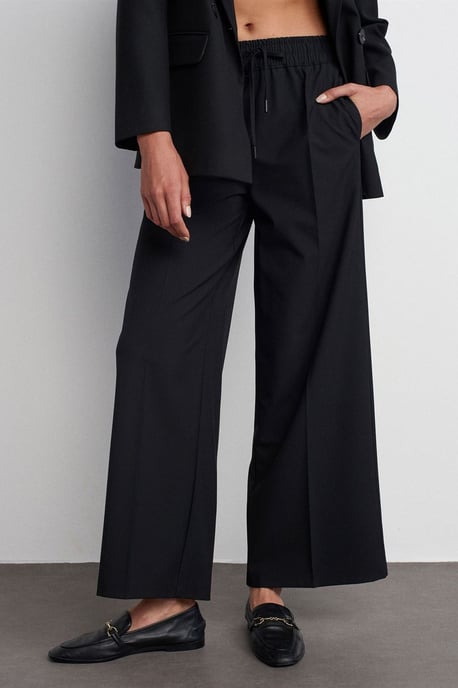 Weite Crepe-Hosen mit Kordelzugbund - Image 5