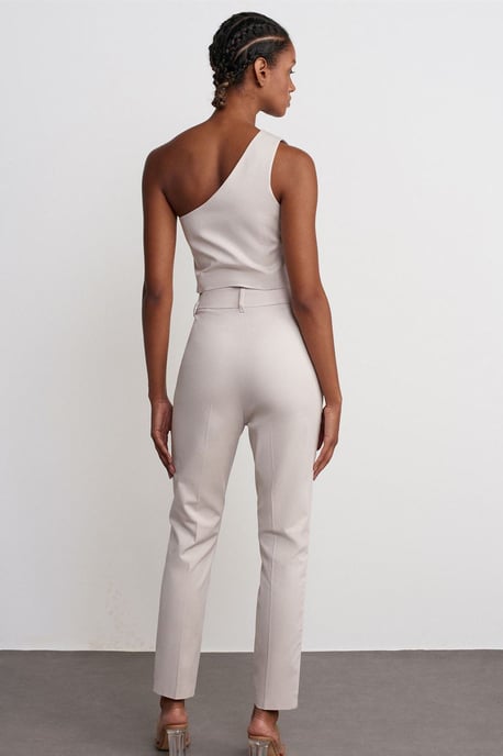Hochtaillierte Slim-Fit-Crepekavatzen - Image 3
