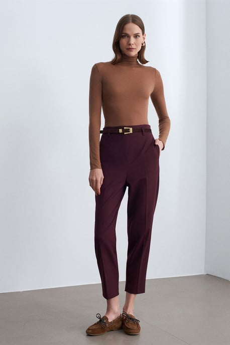 Hochgeschnittene gerade Crepe-Hosen - Image 1