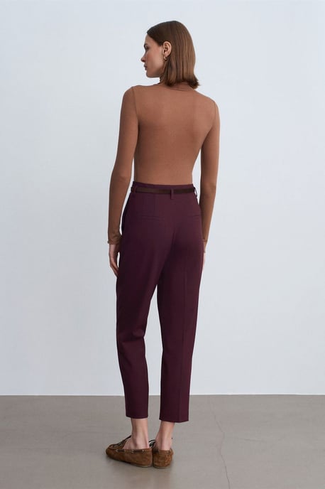 Hochgeschnittene gerade Crepe-Hosen - Image 3