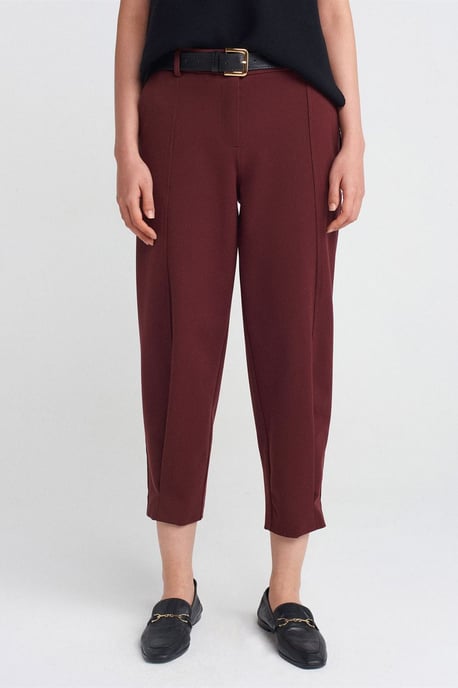 Damen Capri-Hosen mit Gürtel und geradem Bein - Image 3