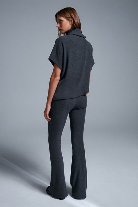 Hochtaillierte Schlagstrickhose - Image 2